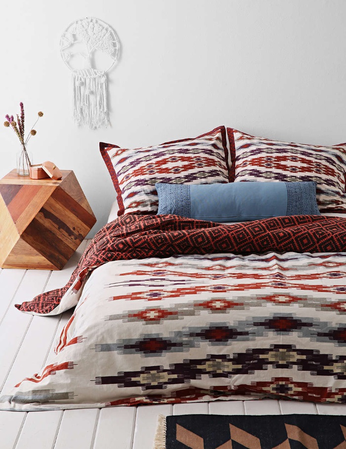 New '80s Southwestern-style bedding from Urban Outfitters