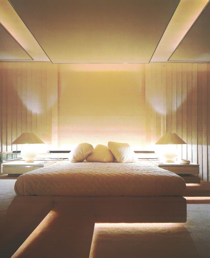 '80s bedroom with suspended and concealed lighting