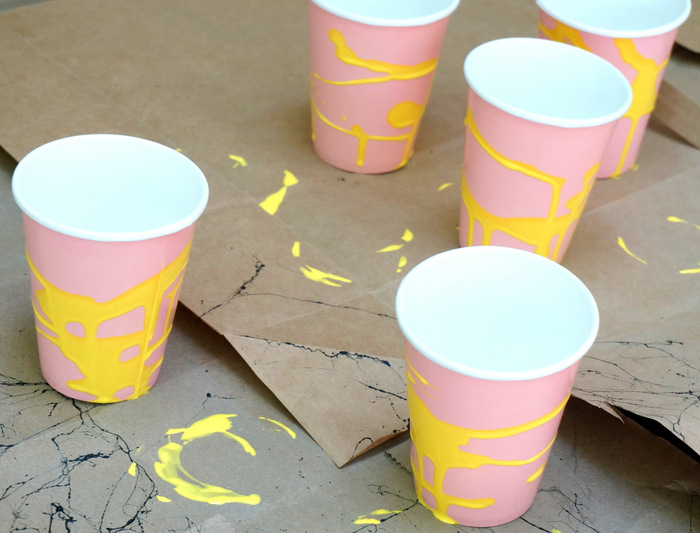 Drizzle paint party cups