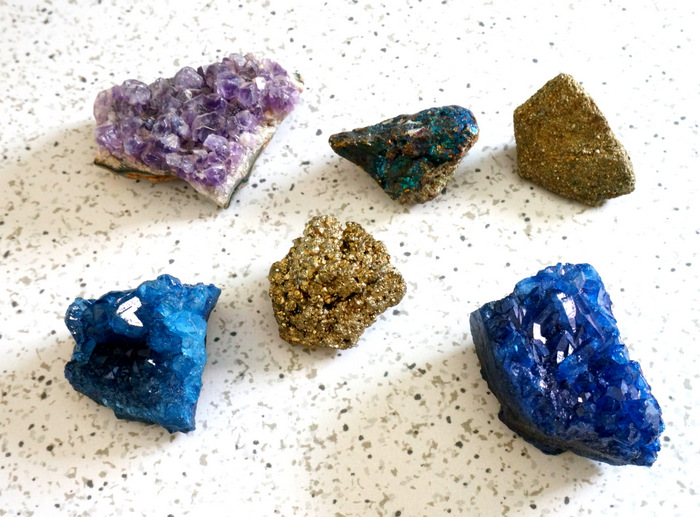 crystals-and-minerals