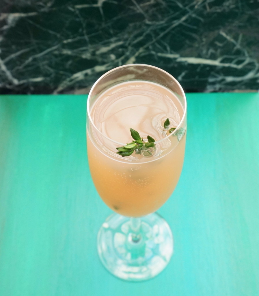 Oscar party drink with grapefruit and thyme